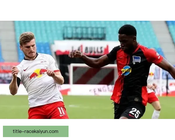 赫塔中场组织能力近期表现稳健，攻防转换效率持续提升